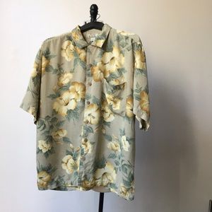 Tommy Bahama Size Large silk floral shirt